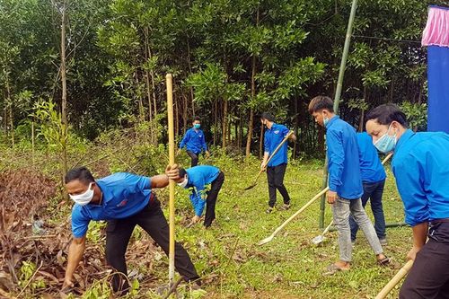 Khởi công 3 công trình hỗ trợ thanh, thiếu nhi dân tộc thiểu số