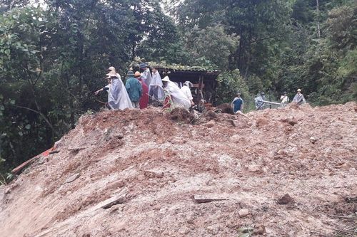 Lào Cai hỗ trợ gia đình các nạn nhân chết và mất tích do mưa lũ