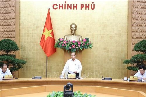 Bảo đảm sự tăng trưởng cần thiết để giải quyết việc làm, bảo đảm đời sống nhân dân