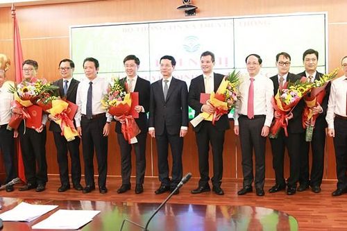 Bộ Thông tin và Truyền thông có tân Chánh Văn phòng thế hệ 8x