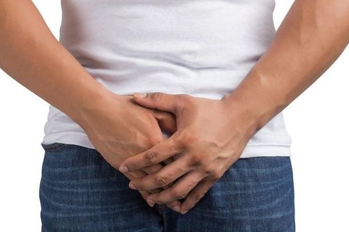 Khi bị chấn thương tinh hoàn, nam giới cần làm gì?
