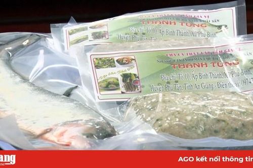 Phú Tân họp Hội đồng đánh giá phân hạng, sản phẩm OCOP huyện