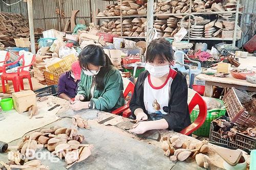 Doanh nghiệp lo hàng tồn kho