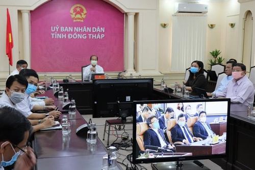 Khai trương Hệ thống thông tin báo cáo quốc gia và Trung tâm Thông tin, chỉ đạo điều hành của Chính phủ
