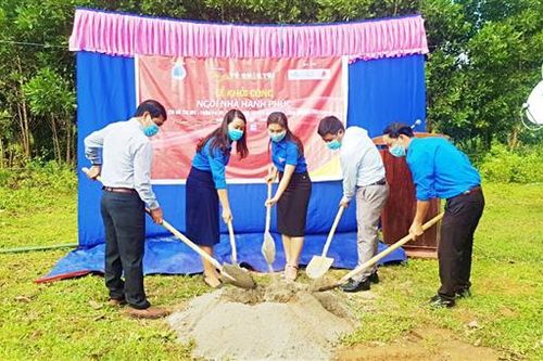 Khởi công 'Ngôi nhà hạnh phúc' cho học sinh mồ côi