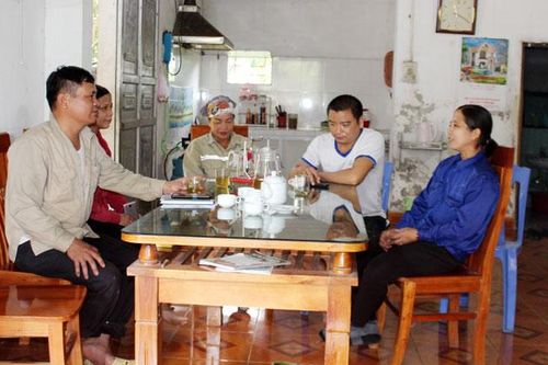 Doanh nghiệp dừng sản xuất: Công nhân mòn mỏi chờ hỗ trợ