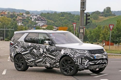 Land Rover Discovery thế hệ mới đang được chạy thử nghiệm, ảnh nội thất gây chú ý