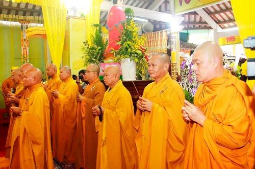 Đồng Tháp : Chính quyền, các BTS viếng tang HT.Thích Thiện Huệ