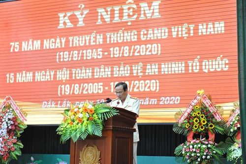 Công an Đắk Lắk gặp mặt kỷ niệm 75 năm Ngày truyền thống
