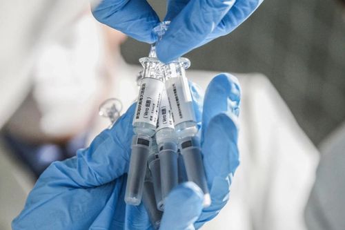 Trung Quốc báo giá vaccine cao nhất thế giới, gấp 18 lần Anh, 7 lần Mỹ
