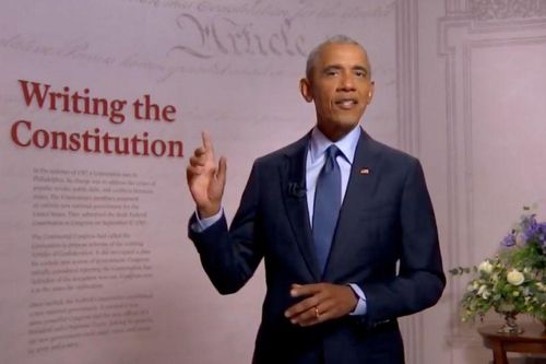 Ông Obama chỉ trích Tổng thống Trump gay gắt chưa từng thấy