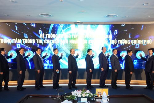 Vietcombank tiên phong cung cấp dịch vụ thanh toán trực tuyến trên cổng DVCQG