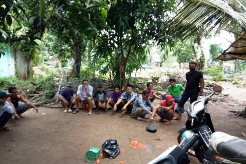 Đấu tranh với tội phạm tuyến biên giới trong mùa dịch Covid-19