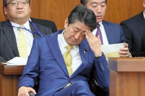 Căn bệnh mãn tính của Thủ tướng Nhật Bản có dấu hiệu 'xấu'