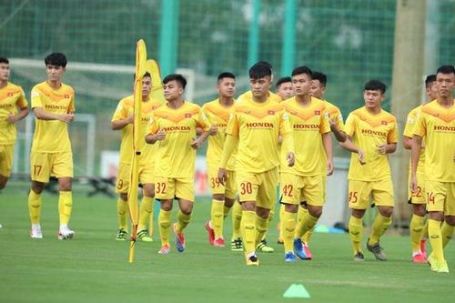 Đội tuyển U22 Việt Nam: 'Cháy hết mình trong buổi tập thứ 2'