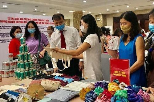 Người Việt dùng hàng Việt: Tạo chỗ đứng cho hàng Việt trên thị trường