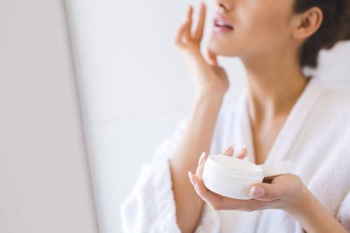 Phát hiện kem dưỡng trắng và ngăn ngừa lão hóa da chứa chất cấm