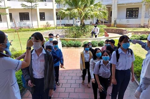Thầy giáo coi thi tốt nghiệp mắc COVID-19, Giám đốc Sở GD & ĐT Quảng Nam nói gì?