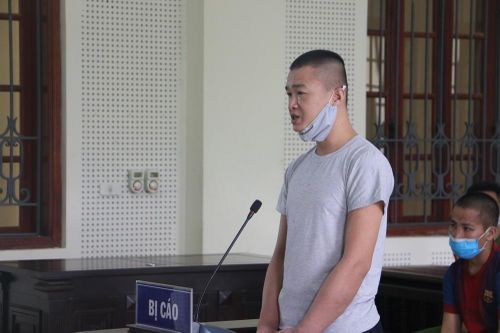 Nam thanh niên nhiễm HIV và phi vụ bán ma túy qua mạng xã hội