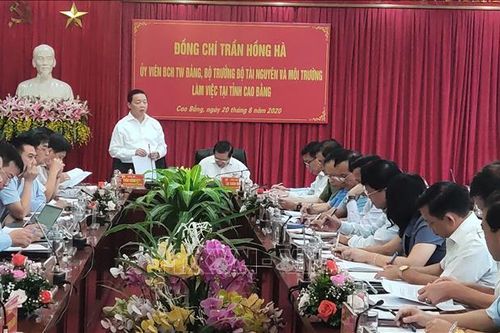 Khai thác khoáng sản không được xung đột với phát triển du lịch và nông nghiệp