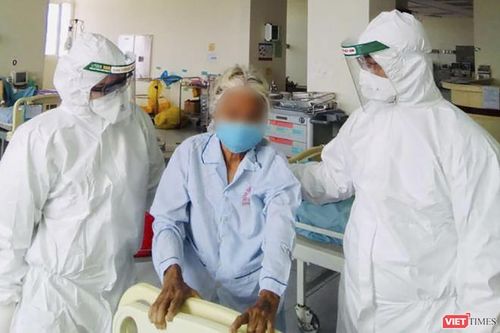 Bệnh nhân 100 tuổi mắc COVID-19 ở Quảng Nam đã âm tính lần 1 với SARS-CoV-2