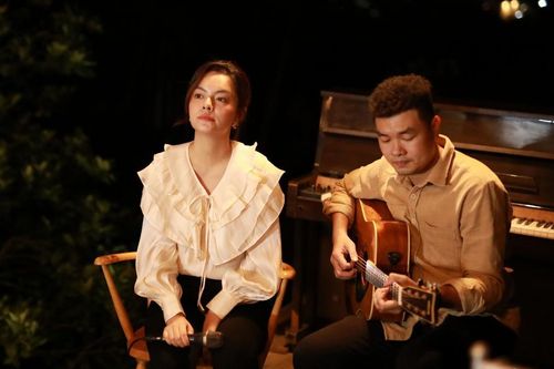 Phạm Quỳnh Anh: 'Không bao giờ muốn đem chuyện cá nhân làm công cụ cho nghề nghiệp của mình'