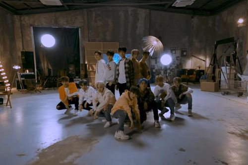 Tò mò khả năng nhảy của các trai út nhà YG - Treasure: Xem ngay clip đặc biệt này!