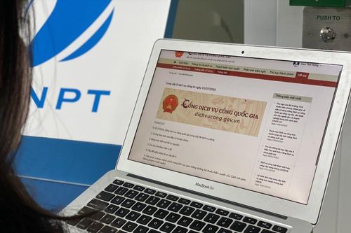 Nộp lệ phí trước bạ, tờ khai đăng ký ô tô trực tuyến nhờ dịch vụ công số 1.000