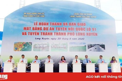 Bàn giao mặt bằng Dự án tuyến nối Quốc lộ 91 và tuyến tránh TP. Long Xuyên