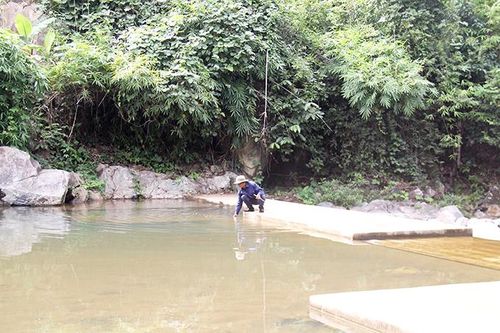 Khánh Sơn: Giải quyết nước sinh hoạt cho thôn Tà Lương