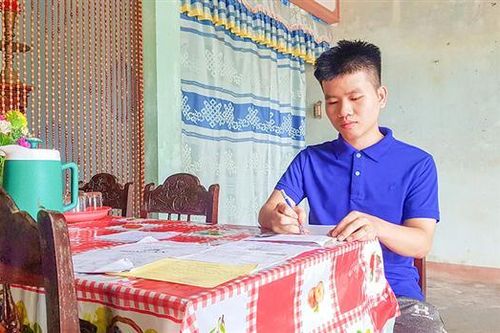 Vươn lên từ nghịch cảnh