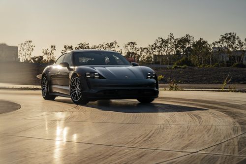Porsche Taycan 2021 trình làng, bổ sung những thay đổi đáng giá