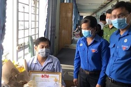 Thượng úy Công an dũng cảm trấn áp tội phạm nguy hiểm