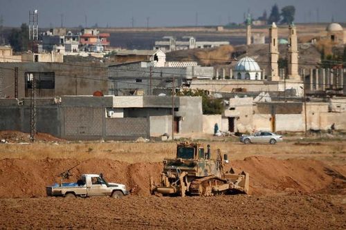 Phiến quân cắt nguồn cấp nước của triệu người dân ở Đông Bắc Syria