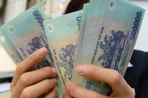 Lùi thời hạn lấy vốn ngắn hạn cho vay trung dài hạn