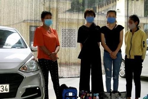 Đưa người mang thai vượt biên trái phép