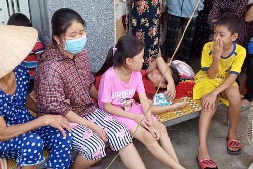 Nguyên Phó Công an huyện có phạm tội khi cầm tiền mà không mua hộ đất?