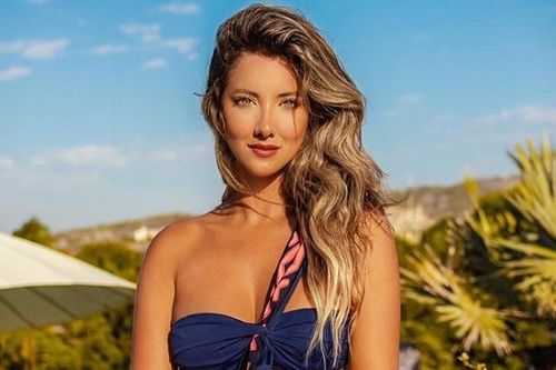 Hoa hậu Colombia xuất hiện trên bìa tạp chí sau phẫu thuật