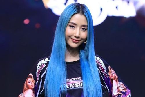 Quỳnh Anh Shyn nói về chủ đề yêu người yêu cũ của bạn thân