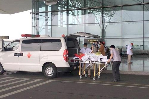 Bệnh nhân nước ngoài bị chấn thương sọ não nguy kịch mắc kẹt tại Việt Nam được hồi sinh