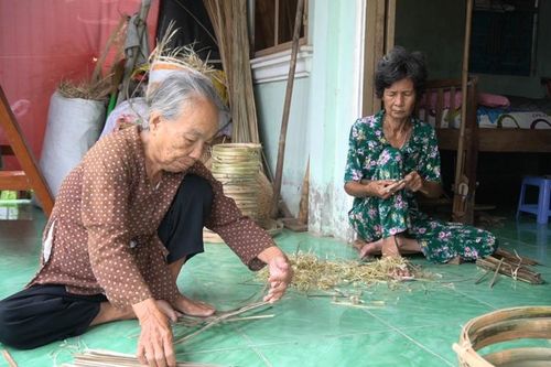 Giữ 'hồn' nghề đan đát
