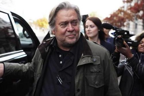 Cựu cố vấn của Tổng thống Donald Trump bị bắt giữ