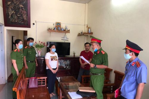 Bắt người phụ nữ làm giả giấy tờ để chiếm đoạt 3,5 tỷ đồng