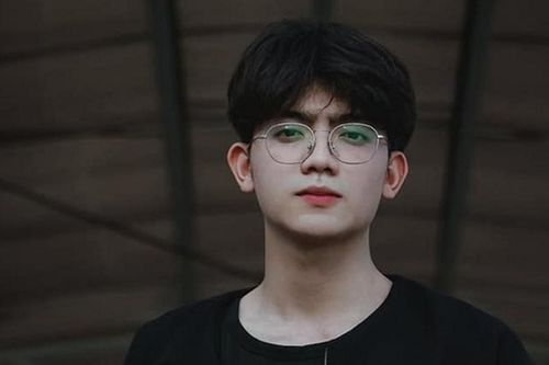 Nam sinh trường công nghệ khiến vạn cô gái mê mệt