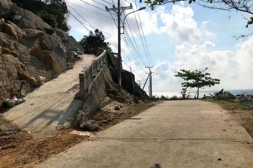 Kiên Giang: Kiểm điểm Phó Bí thư huyện để người thân lợi dụng uy tín, chức vụ