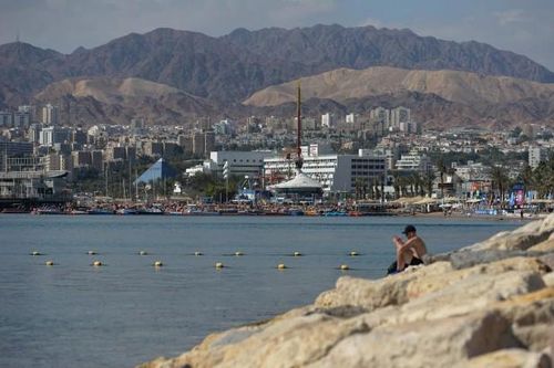 Israel: Thiếu nữ 16 tuổi tố bị 30 người đàn ông hiếp dâm tập thể