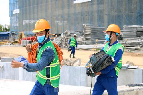 'Luật sắt' khẩu trang ở công trình trong tâm dịch Đà Nẵng