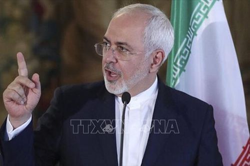 Iran chỉ trích Mỹ kích hoạt cơ chế tái trừng phạt Tehran