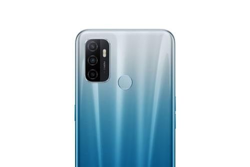 Oppo ra mắt smartphone 3 camera sau, RAM 4 GB, pin 5.000 mAh, giá gần 4 triệu
