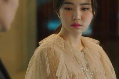 Phát hiện chồng ngoại tình, vợ liền ngỏ ý tặng ngay chiếc ô tô 2 tỷ đồng với điều kiện 'có một không hai'